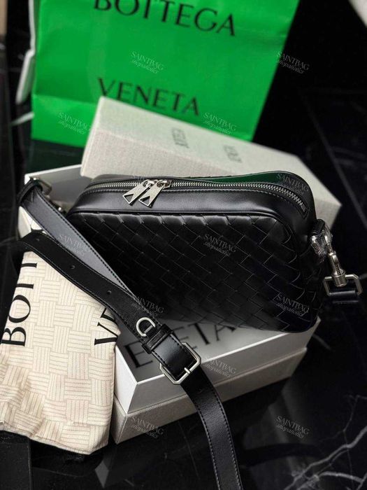 В наличии мужская сумка Bottega Vaneta черный цвет кожа Боттега Венета