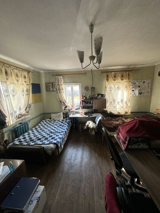 Продам дім Н. Сироватка