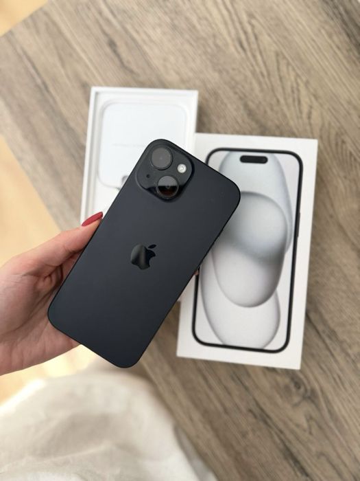Продам iphonne 15 128gb