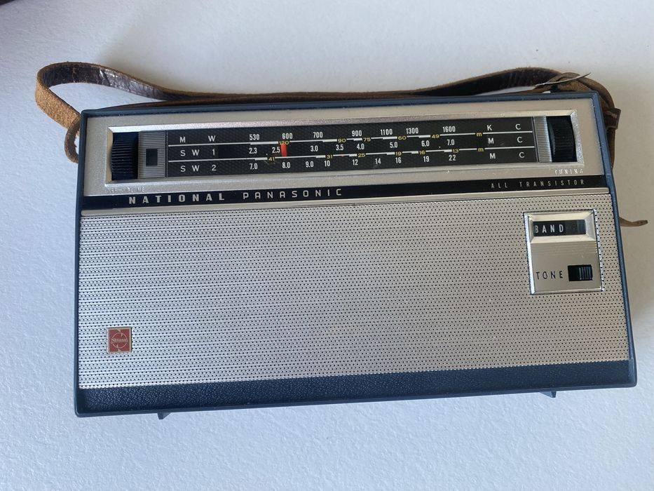 Винтажный коллекционный радиоприемник National Panasonic R-310Y