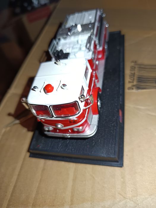 Model wozu strażackiego Seagrave K Type Pumper firmy Del Prado 1:64