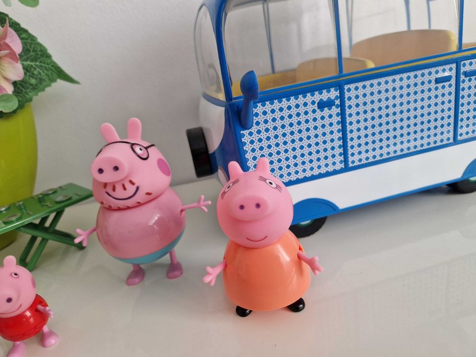 Świnka peppa wakacyjny kamper figurki