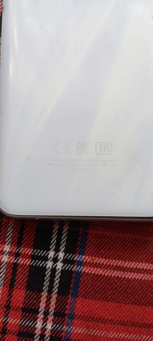 Телефон Самсунг А30 нерабочий на ремонт и запчасти