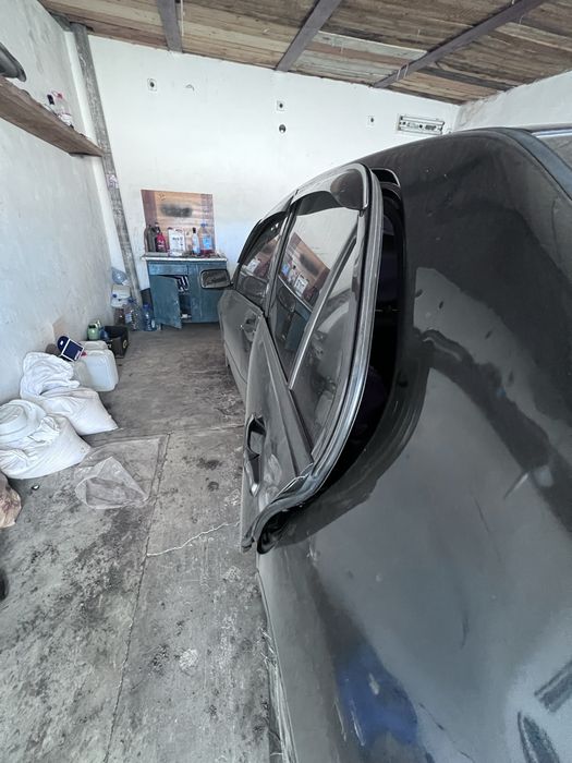 Продам после аварии Lancer 9 1.6 бенз/газ