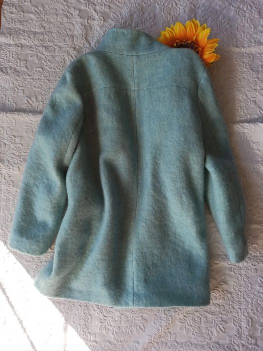 Casaco/ sobretudo  verde água tamanho L Zara