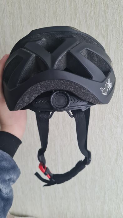 Велосипедний шолом