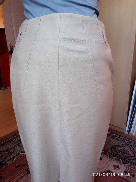 spódnica ołówkowa beżowa miękki materiał Orsay rozm M