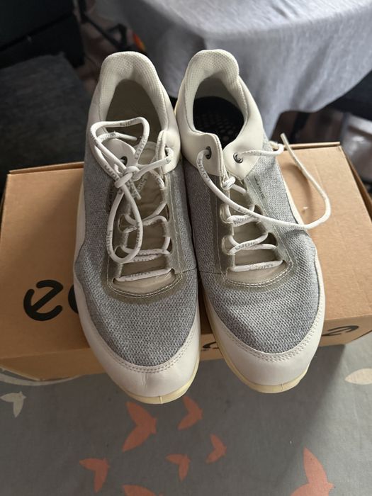 Buty sportowe ecco roz 40