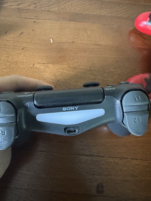 2x Dualshock 4 v2 pad do ps4 ps5 sprzedam pc