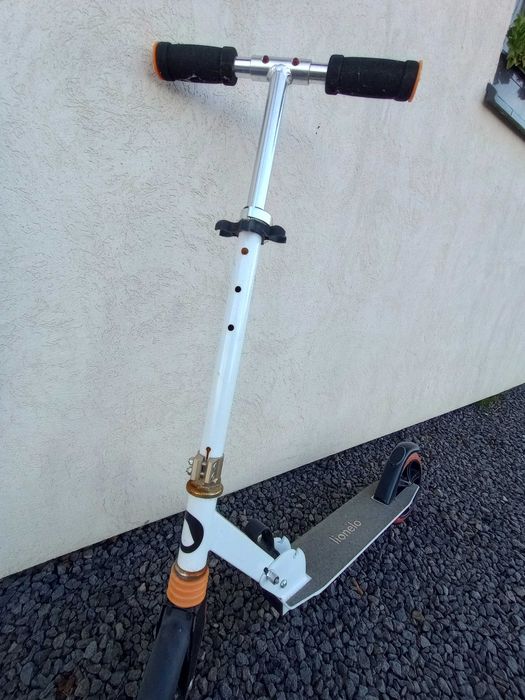 Hulajnoga dziecięca biała