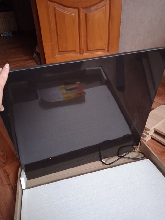 Теплова керамічна панель