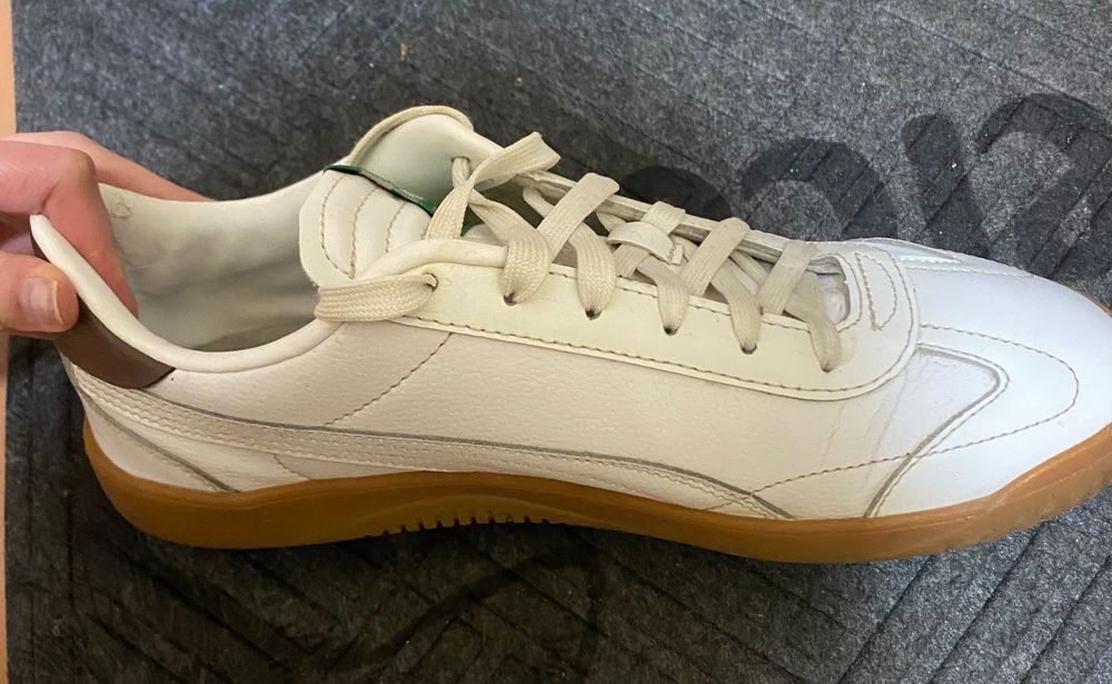 Кросівки Puma білі