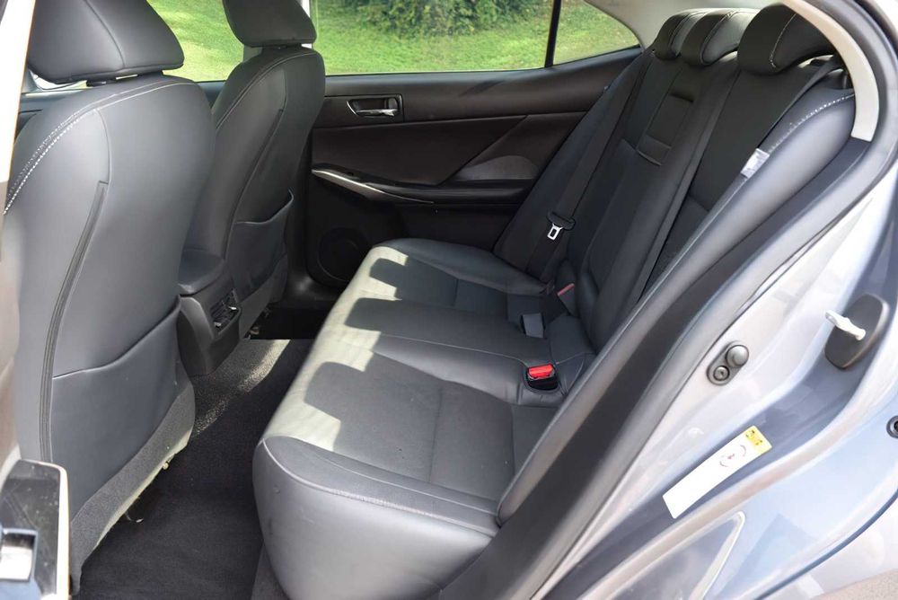 Lexus IS 350      2015