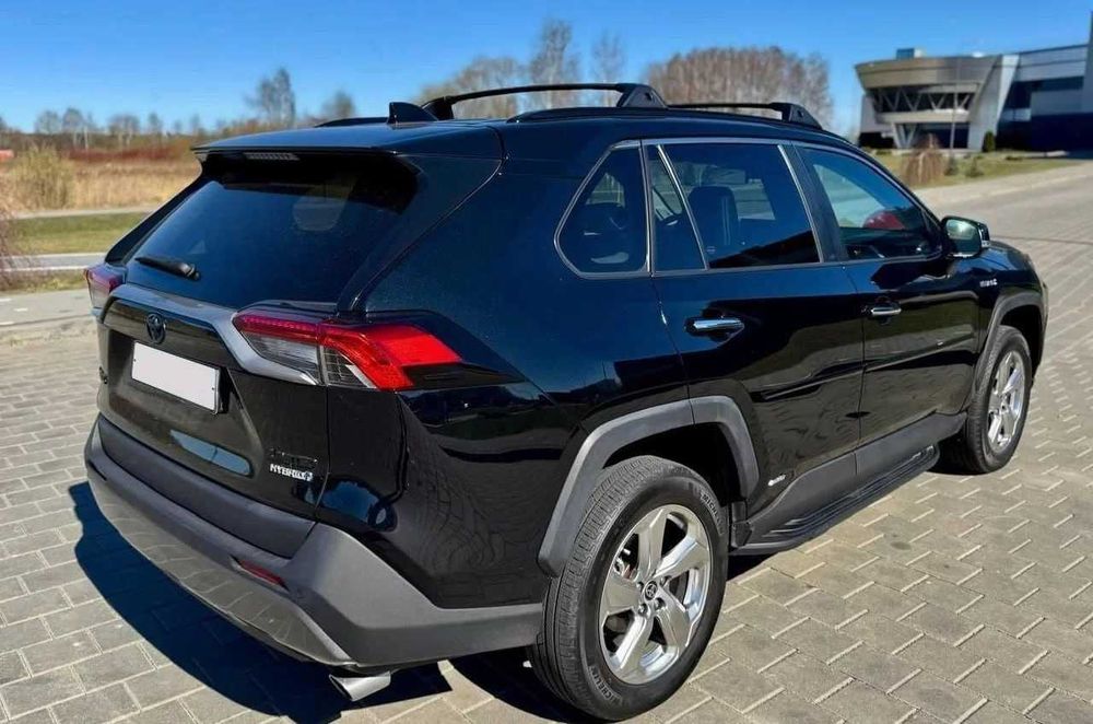 Toyota RAV4 2.5, 2021