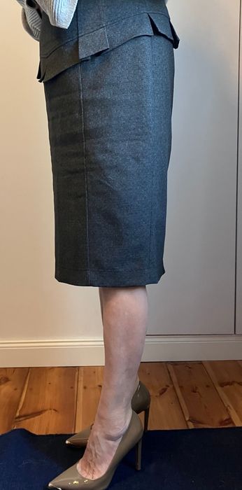 Spódnica  ołówkowa szara Quiosque