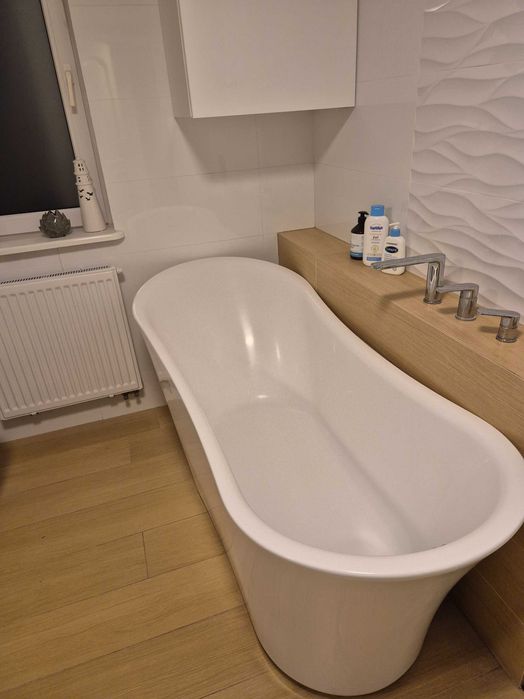 Sprzedam wannę wolnostojącą marki Excellent stan bdb