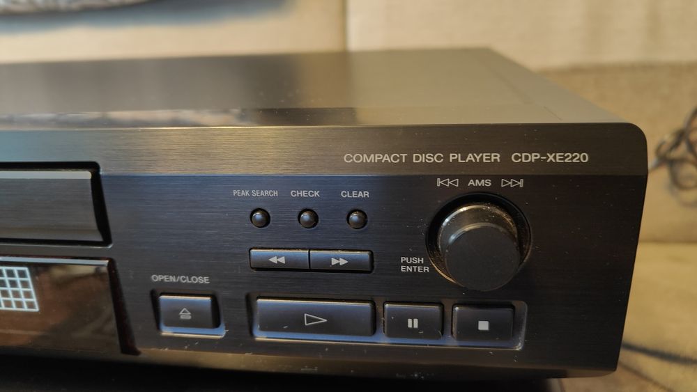 Zestaw Sony Amplituner z CD