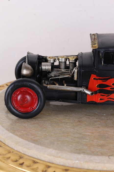 Samochód -Model Kolekcjonerski Auto -Retro