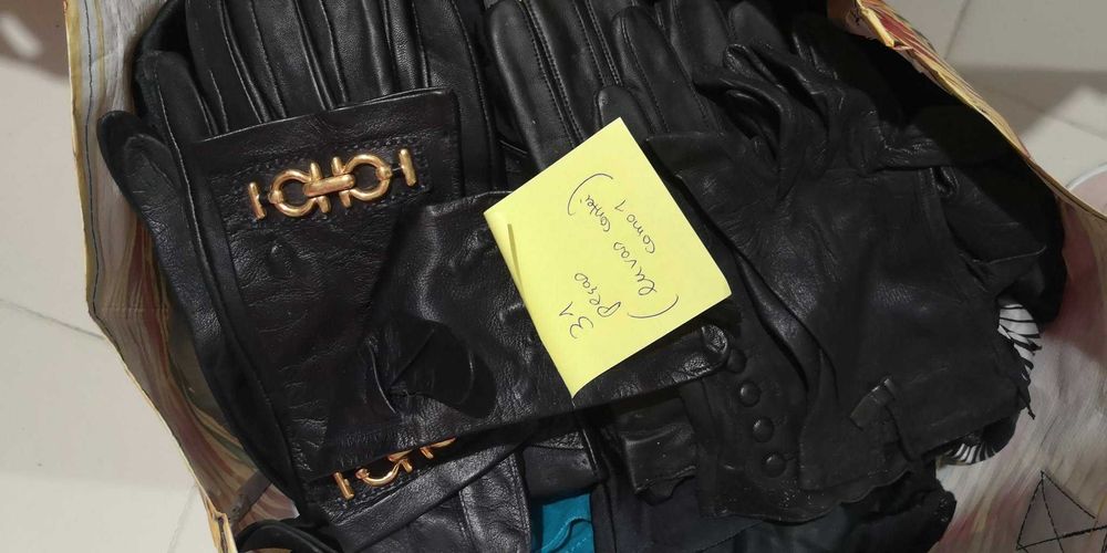 Lote roupa senhora 221 peças em segunda mão