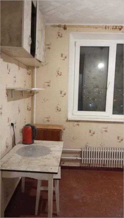 Продається 1 кімнатна квартира - View 3