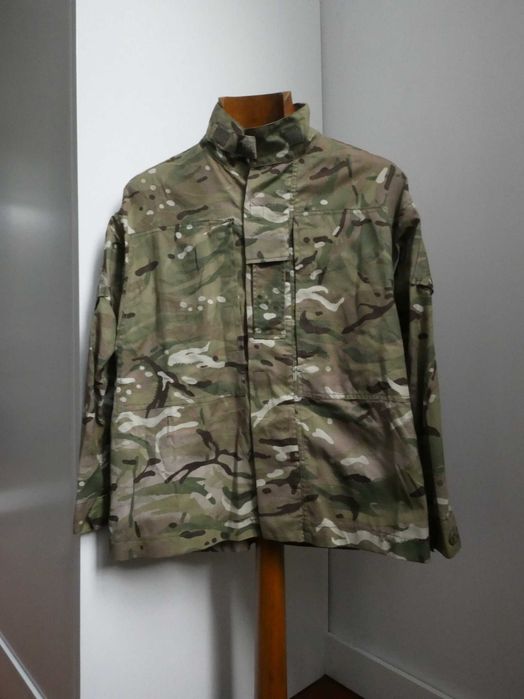 Camisa/Casaco Militar Autêntico UK | Peça 2 em 1 | Muitos Bolsos