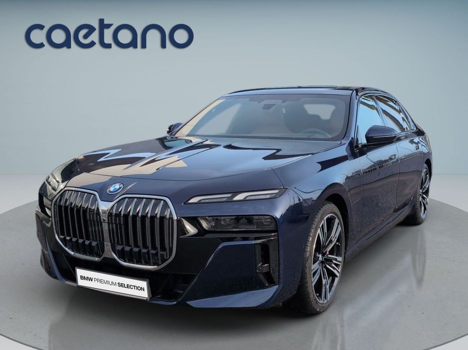 BMW 750 750e xDrive Pack Desportivo M
