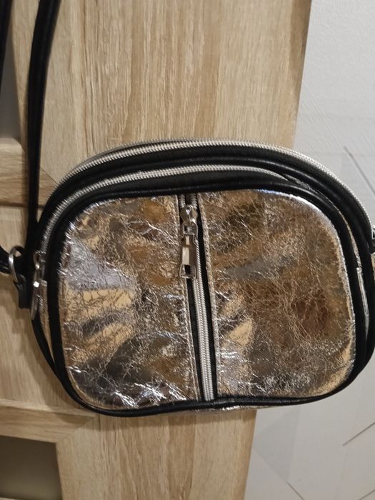 Piękna wloska torebka skóra naturalna nowa srebrna