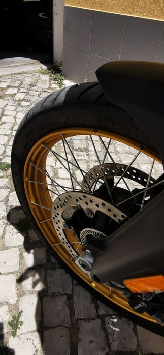 BMW f 850 GSA 40° aniversário  Akrapovič