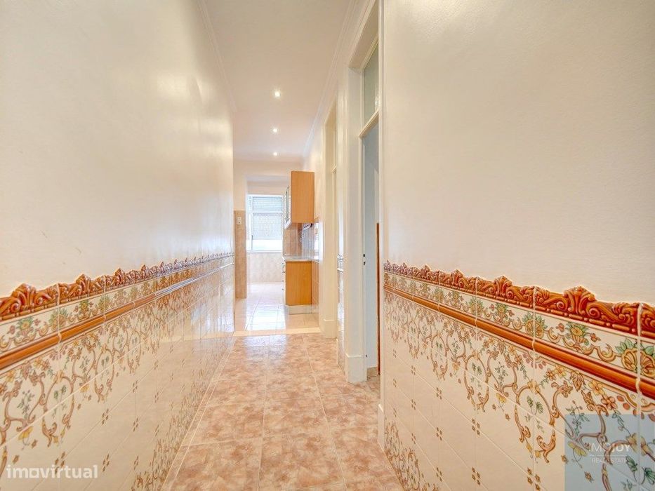 Apartamento T2 em Campolide