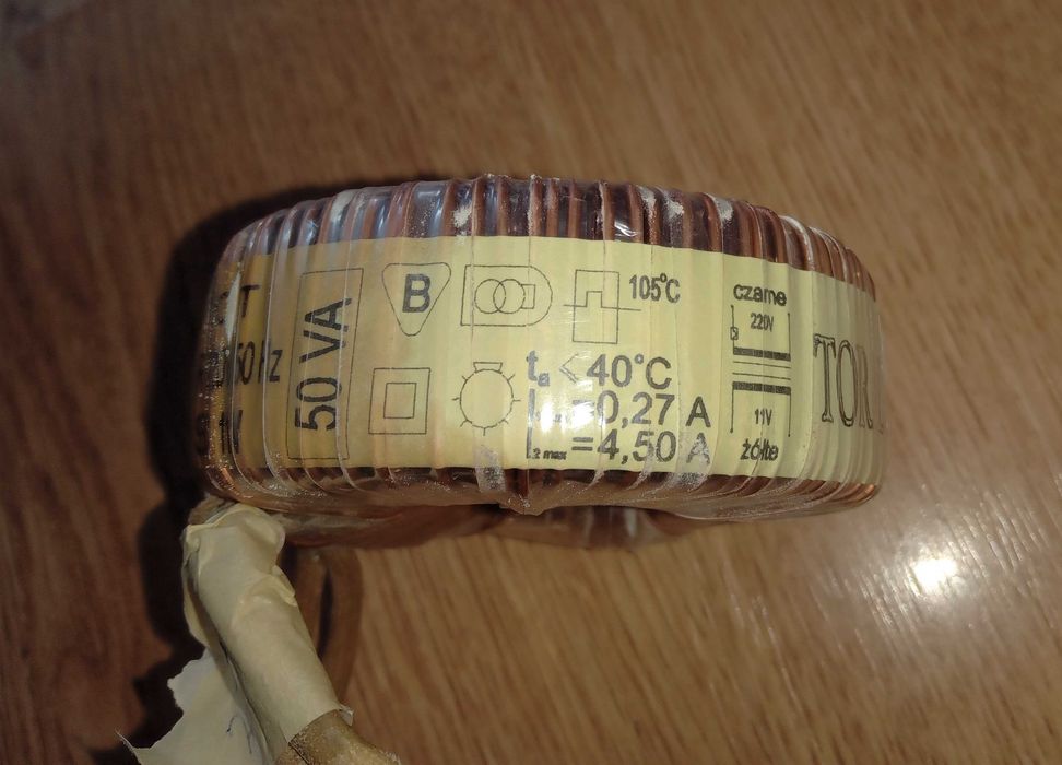 transformatory halogenowe 50 VA, 80 VA 12/230V+ oprawy halogenowe