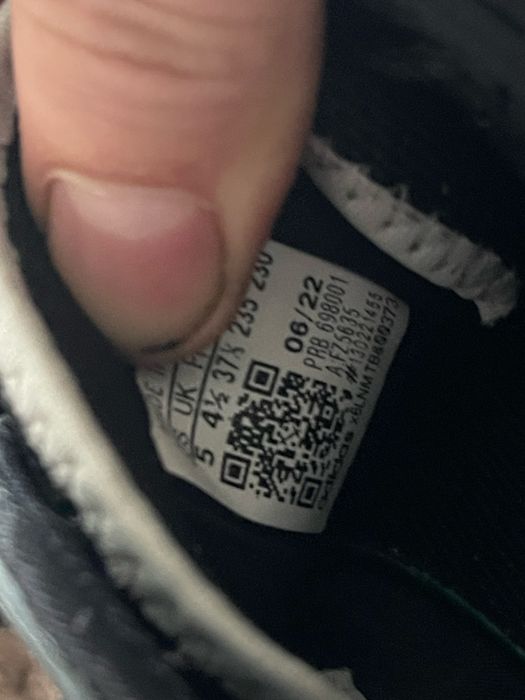 Adidas OZWEEGO  ADIFOM SLTN оригінал