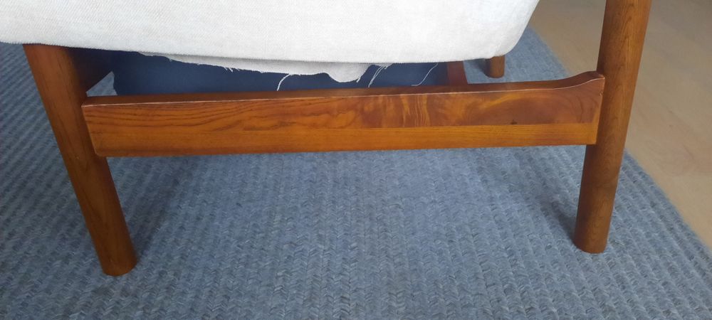 Cadeirão area beige modelo GOTTFRID