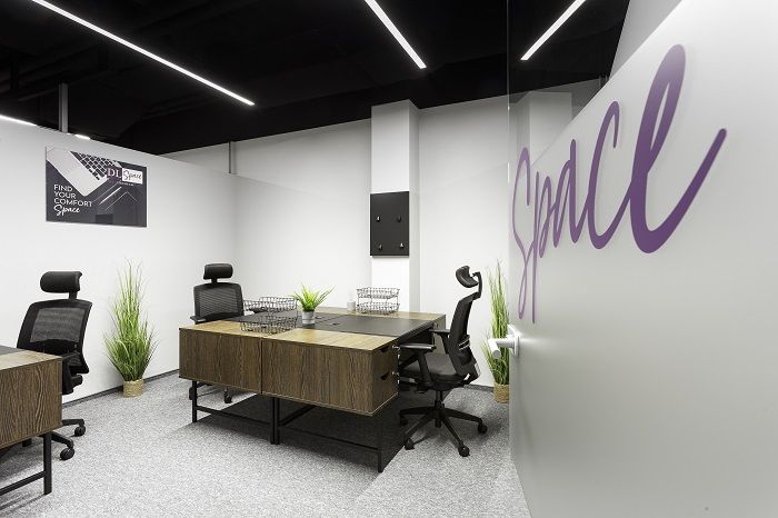 Umeblowane biuro dla 3 osób bez kosztów za media. DL Space Atrium !