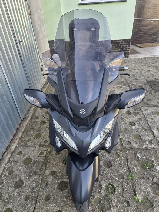Suzuki burgman Exekutive 2018