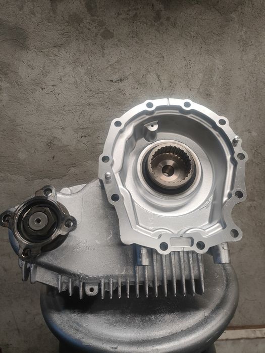 Reduktor skrzynia rozdzielcza rozdzielacz Mercedes 4-Matic W220, S220