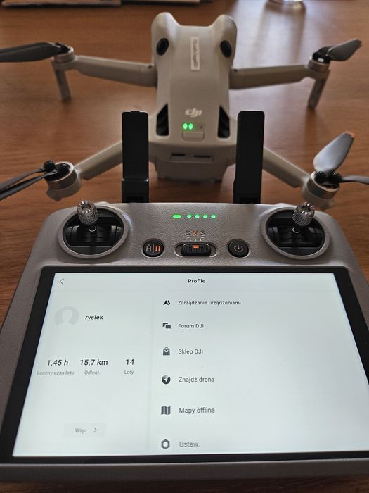 DJI Mini 4 Pro Fly More Combo RC 2 – DJI Care – jak nowy