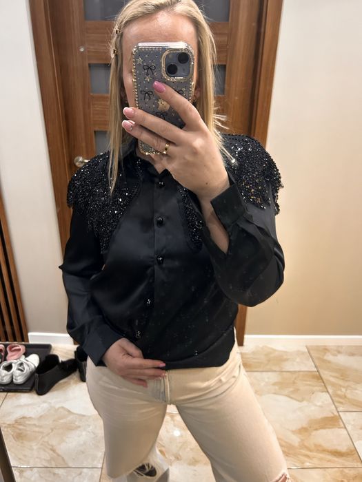 Bluzka czarna z kołnierzem M/L