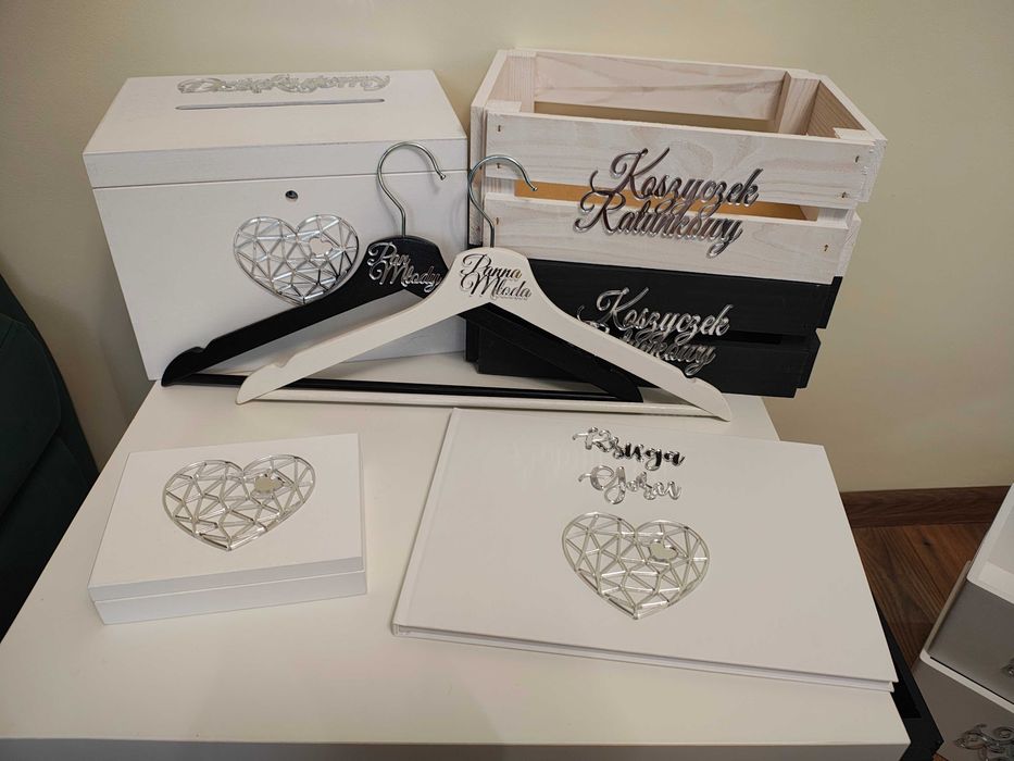 pudełko na obrączki skrzynka na koperty wieszaki koszyki ratunkowe księga gości ślub wesele nowe srebrne