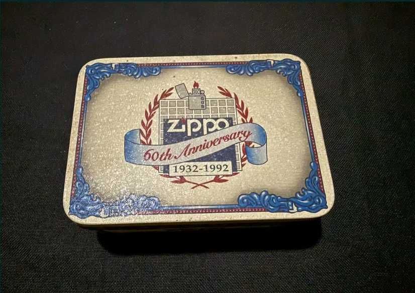 Isqueiro Zippo 60th Anniversary (1932-1992) - Edição Comemorativa de Coleção