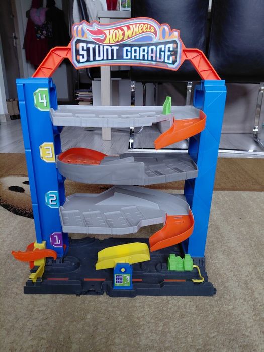 Garaż hot wheels