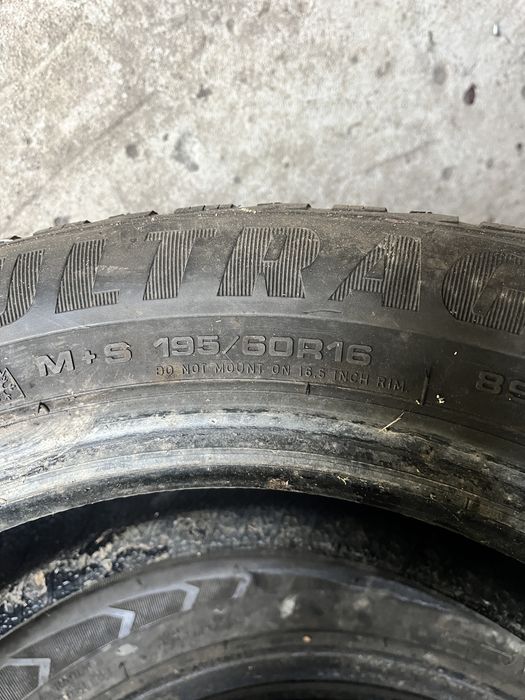 Резина Goodyear UltraGrip 8 195/60R16 2012год