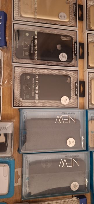 Etui  38szt do różnych marek telefonow
