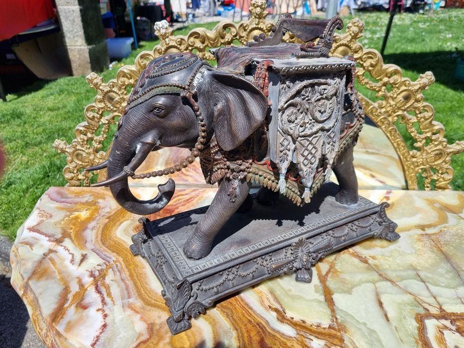 Antiguidades e velharias