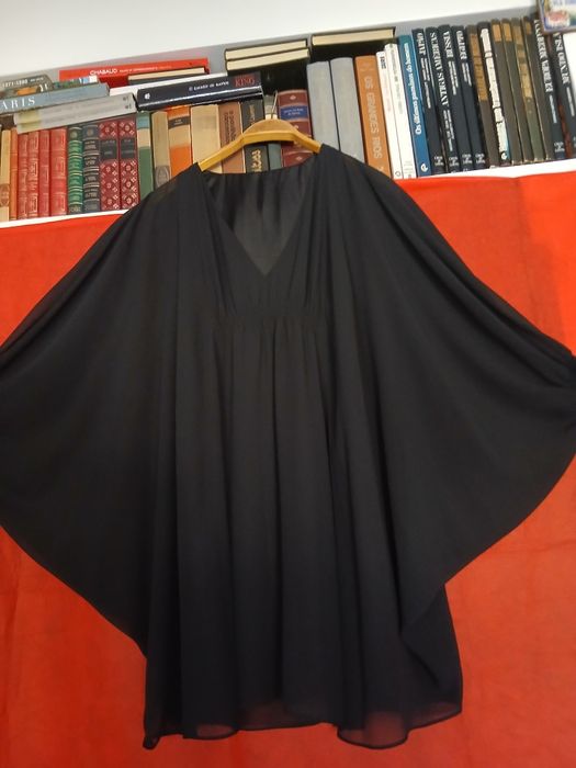 Blusa espectacular em preto