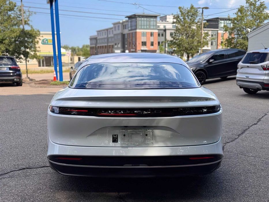 Lucid Air Grand Touring      2022