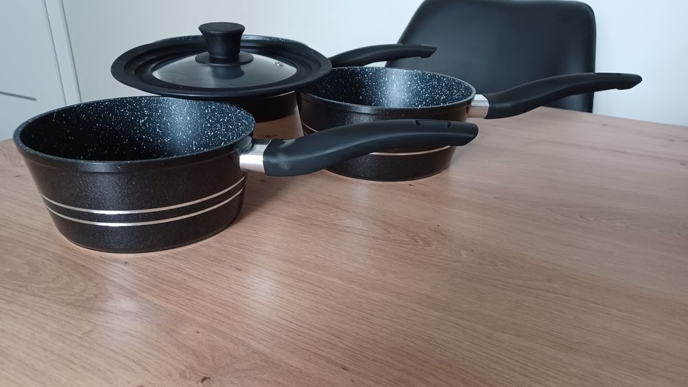 Zestaw 3 rądelków 1 pokrywką uniwersalną