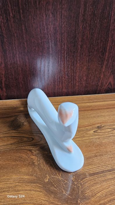 Porcelanowa figurka Ćmielów