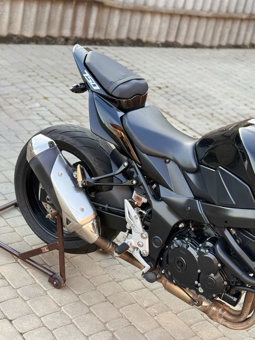 Suzuki GSR 750     АВS