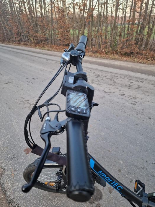 DWA rowery elektryczne składane