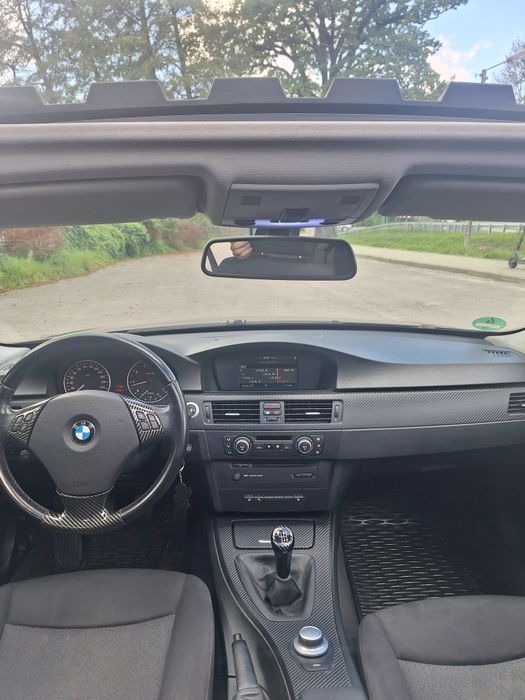BMW e90 320i ***